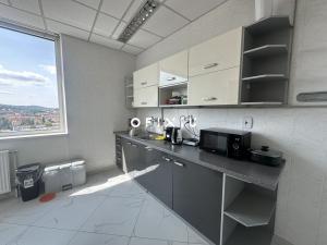 Pronájem kanceláře, Brno - Štýřice, Heršpická, 20 m2