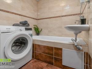 Pronájem bytu 1+1, Staré Město, Kopánky, 37 m2