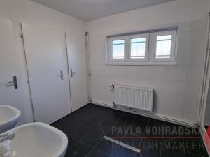 Pronájem komerčního pozemku, Tuchlovice, 600 m2