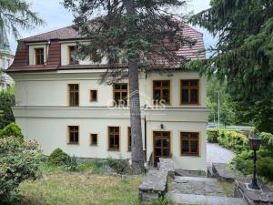 Pronájem bytu 4+1, Chomutov, Čelakovského, 150 m2