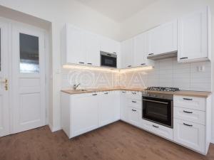 Pronájem bytu 2+kk, Praha, Chvalova, 51 m2
