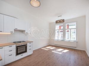 Pronájem bytu 2+kk, Praha, Chvalova, 51 m2