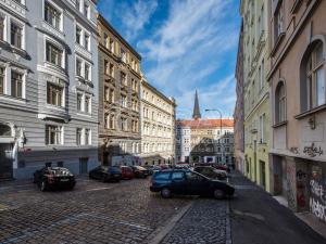 Pronájem bytu 2+kk, Praha, Chvalova, 51 m2
