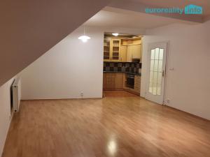 Prodej bytu 2+kk, Roztoky, Lidická, 55 m2