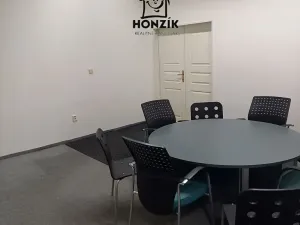 Pronájem kanceláře, Praha - Nové Město, Zlatnická, 60 m2
