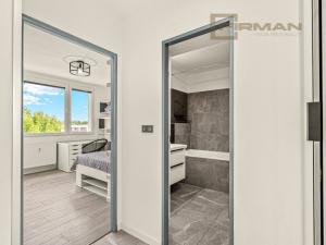 Prodej bytu 3+1, Praha - Bohnice, Dolákova, 78 m2