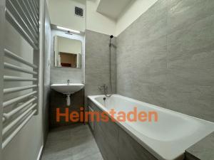 Pronájem bytu 2+1, Ostrava - Poruba, Nálepkovo náměstí, 62 m2