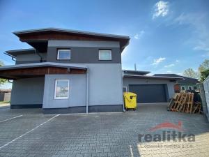 Prodej obchodního prostoru, Opava - Kylešovice, Lužická, 440 m2