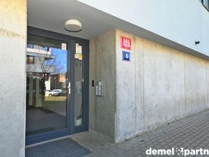 Pronájem bytu 2+kk, Praha, Mrázkova, 46 m2