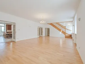 Pronájem bytu 4+1, Praha - Vinohrady, Italská, 205 m2