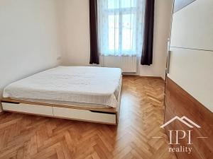 Pronájem bytu 2+kk, Praha - Dejvice, Dejvická, 51 m2