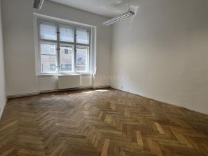 Pronájem kanceláře, Praha - Smíchov, Na bělidle, 105 m2