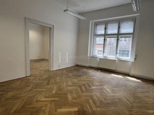 Pronájem kanceláře, Praha - Smíchov, Na bělidle, 105 m2