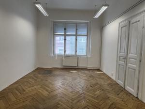 Pronájem kanceláře, Praha - Smíchov, Na bělidle, 105 m2
