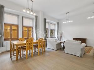 Pronájem bytu 4+kk, Praha, Kateřinská, 120 m2