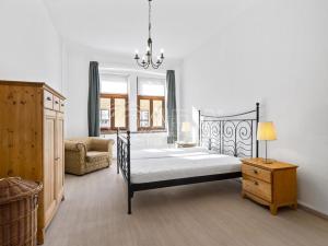 Pronájem bytu 4+kk, Praha, Kateřinská, 120 m2