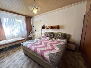 Prodej rodinného domu, Strašice, 1059 m2
