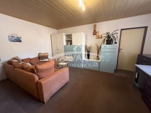 Prodej rodinného domu, Strašice, 1059 m2