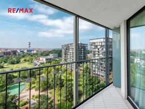Pronájem bytu 2+kk, Praha - Žižkov, Ke kapslovně, 70 m2