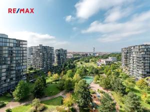 Pronájem bytu 2+kk, Praha - Žižkov, Ke kapslovně, 70 m2