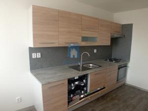 Pronájem bytu 3+1, Praha, Ke kurtům, 82 m2
