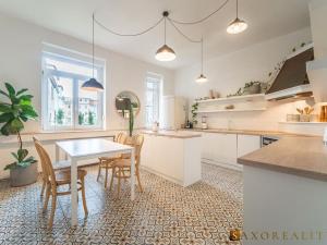 Prodej bytu 3+1, Praha - Holešovice, Františka Křížka, 125 m2