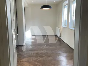 Pronájem kanceláře, Praha - Nové Město, Jungmannovo náměstí, 115 m2
