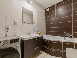 Prodej bytu 3+kk, Ostrava - Poruba, Hlavní třída, 83 m2