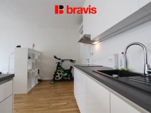 Pronájem bytu 1+kk, Brno, Slepá, 49 m2