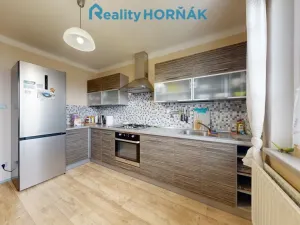 Prodej rodinného domu, Stádlec, 360 m2
