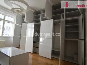 Pronájem bytu 2+kk, Praha - Břevnov, Ve Střešovičkách, 45 m2