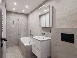 Pronájem rodinného domu, Praha - Kobylisy, Učitelská, 168 m2