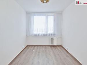 Pronájem bytu 2+kk, Praha - Hloubětín, Kardašovská, 43 m2