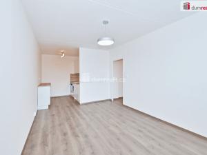 Pronájem bytu 2+kk, Praha - Hloubětín, Kardašovská, 43 m2