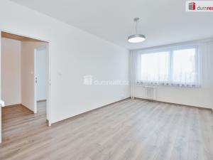 Pronájem bytu 2+kk, Praha - Hloubětín, Kardašovská, 43 m2