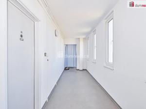 Pronájem bytu 2+kk, Praha - Hloubětín, Kardašovská, 43 m2