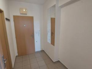 Pronájem bytu 1+kk, Valašské Meziříčí - Krásno nad Bečvou, Nádražní, 33 m2