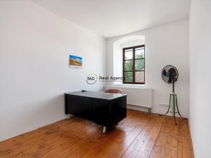 Prodej výrobních prostor, Hrušová, 1100 m2