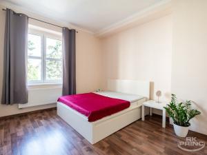 Prodej bytu 2+kk, Praha - Nusle, U Svépomoci, 56 m2