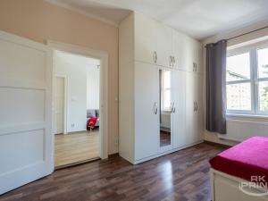 Prodej bytu 2+kk, Praha - Nusle, U Svépomoci, 56 m2