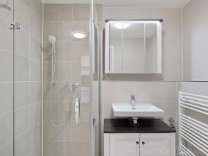 Pronájem bytu 2+kk, Praha - Ruzyně, Stochovská, 51 m2