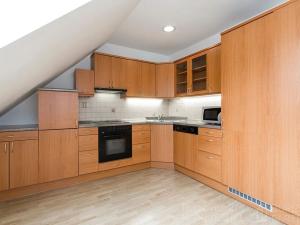 Pronájem bytu 3+1, Praha - Nové Město, Štěpánská, 121 m2