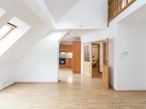 Pronájem bytu 3+1, Praha - Nové Město, Štěpánská, 121 m2