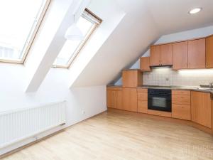 Pronájem bytu 3+1, Praha - Nové Město, Štěpánská, 121 m2