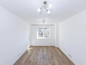 Prodej kanceláře, Praha - Suchdol, Osvobození, 314 m2