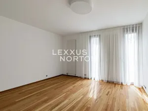 Pronájem bytu 6+kk a větší, Praha - Bubeneč, Pod kaštany, 270 m2