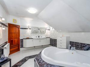 Prodej rodinného domu, Mladá Boleslav - Mladá Boleslav III, Prostřední, 290 m2