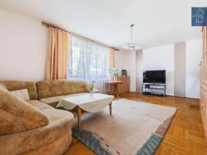 Prodej rodinného domu, Dubí, Dlouhá, 234 m2