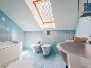 Prodej rodinného domu, Dubí, Dlouhá, 234 m2