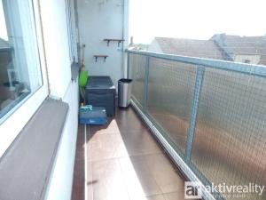Prodej bytu 3+1, Libochovice, Revoluční, 67 m2